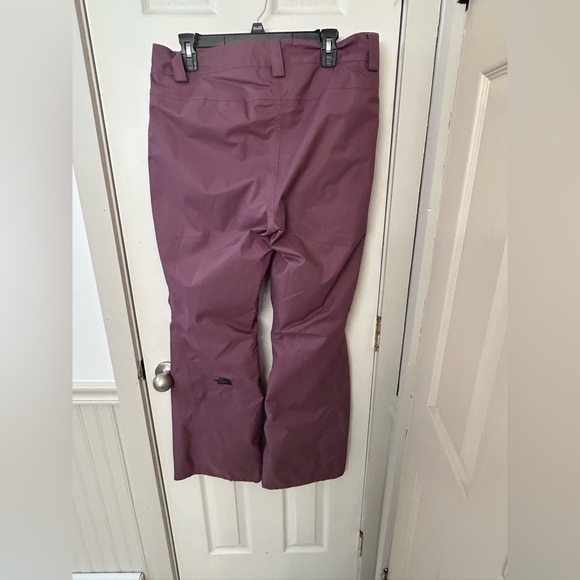 The North Face Sally Ski/Snowboard Pants - Size L- Purple - Picture 3 of 6